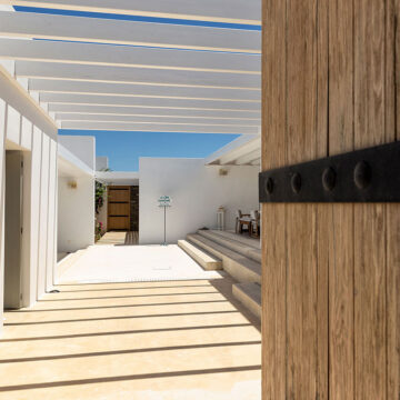 Architectural photographer in Paros